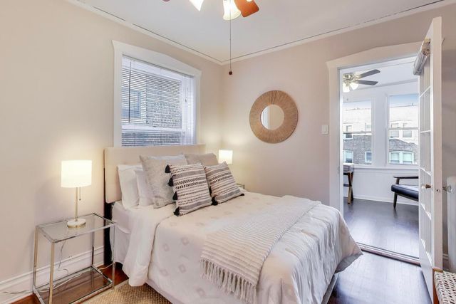 1628 W Columbia Avenue 3, Chicago, IL 60626