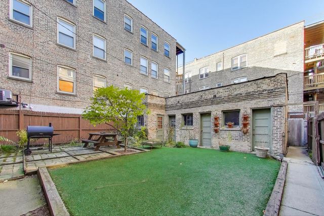 1628 W Columbia Avenue 3, Chicago, IL 60626