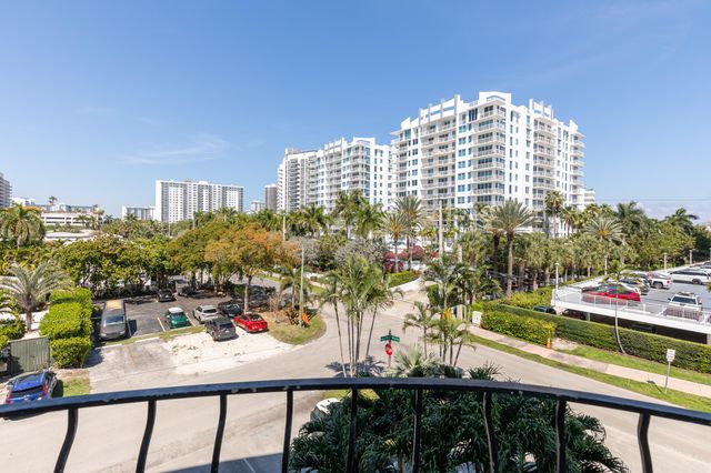 3250 NE 28th Street 404, Fort Lauderdale, FL 33308