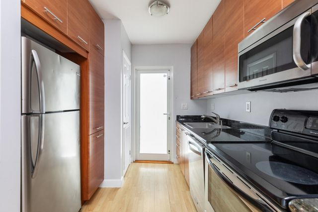 3250 NE 28th Street 404, Fort Lauderdale, FL 33308