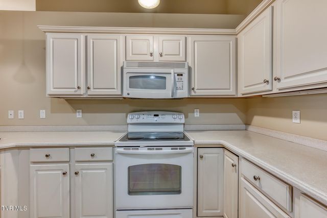 1686 Hatterdale Farm Road 7c, Blountville, TN 37617