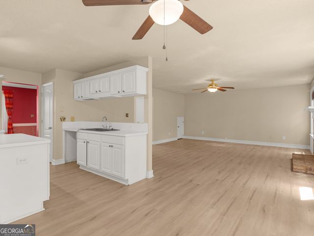 236 HUNTING Court, Jonesboro, GA 30236