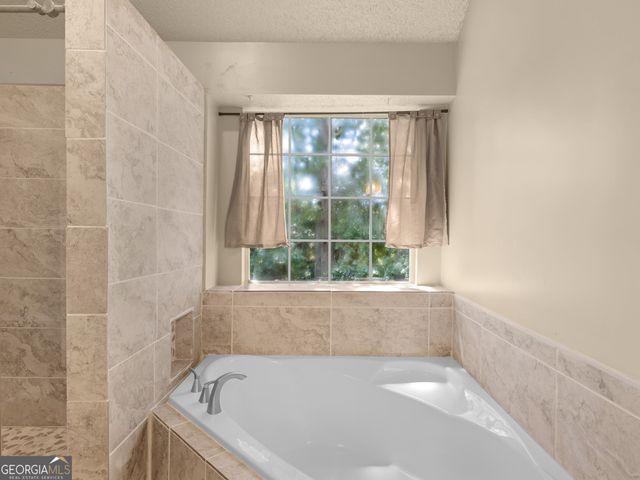 236 HUNTING Court, Jonesboro, GA 30236