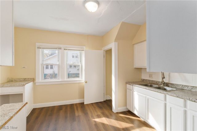 13604 Maplerow Avenue, Garfield Heights, OH 44105