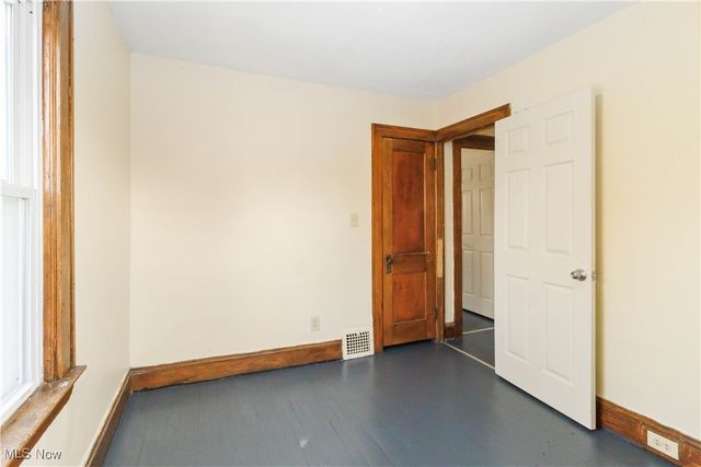 13604 Maplerow Avenue, Garfield Heights, OH 44105