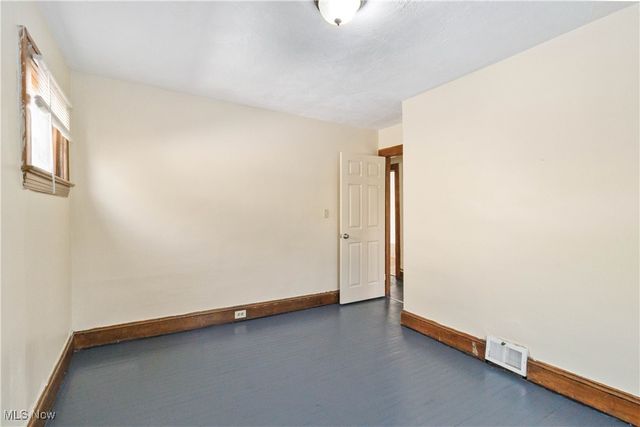 13604 Maplerow Avenue, Garfield Heights, OH 44105