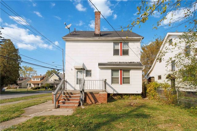 13604 Maplerow Avenue, Garfield Heights, OH 44105