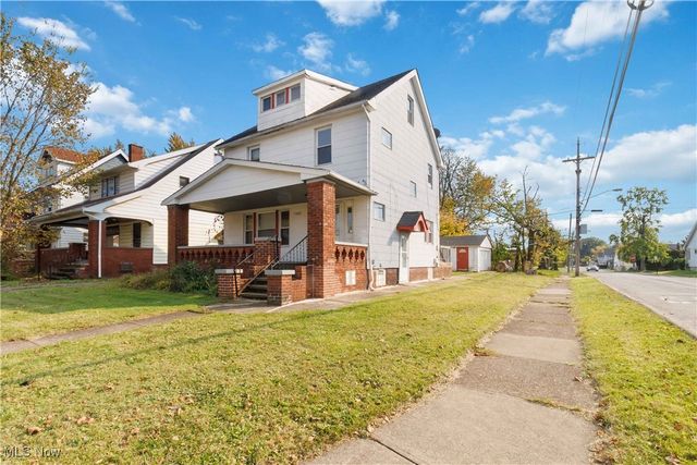 13604 Maplerow Avenue, Garfield Heights, OH 44105