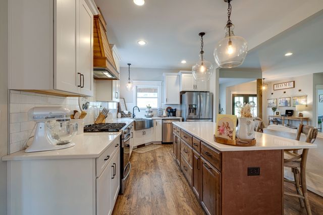 1227 Stayton Road, Cumberland Furnace, TN 37051