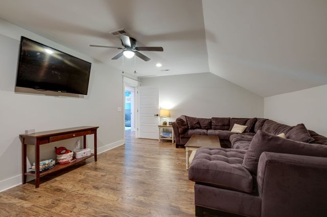 1227 Stayton Road, Cumberland Furnace, TN 37051