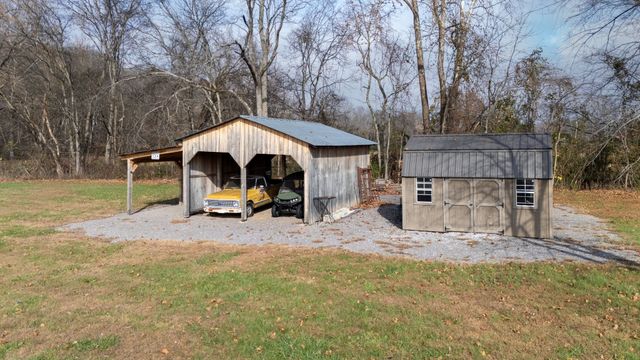 1227 Stayton Road, Cumberland Furnace, TN 37051