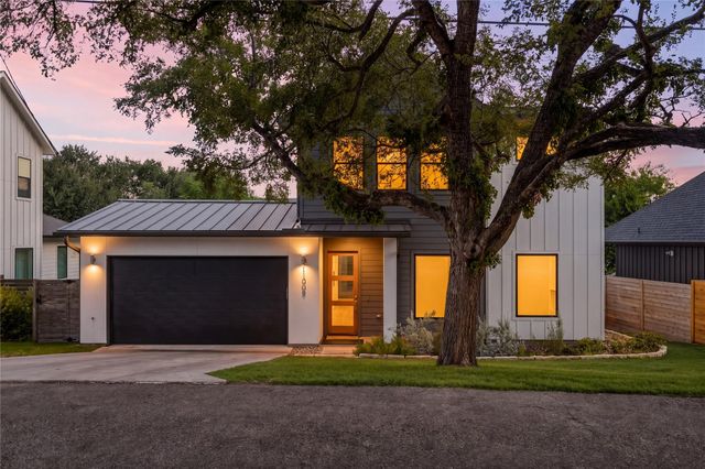 11009 Fourth ST, Jonestown, TX 78645