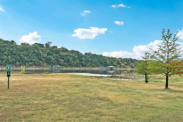 11009 Fourth ST, Jonestown, TX 78645