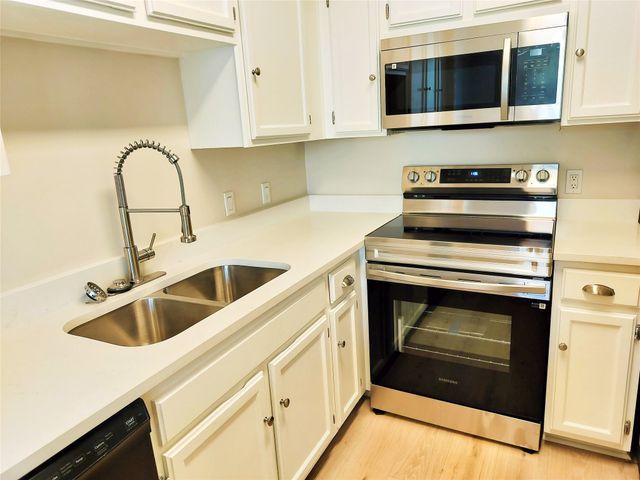 5310 Keller Springs Road 723, Dallas, TX 75248