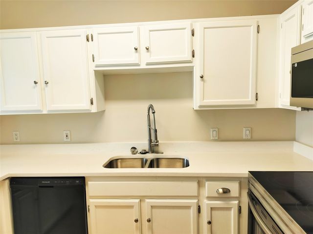 5310 Keller Springs Road 723, Dallas, TX 75248