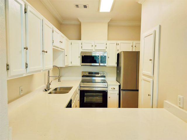 5310 Keller Springs Road 723, Dallas, TX 75248