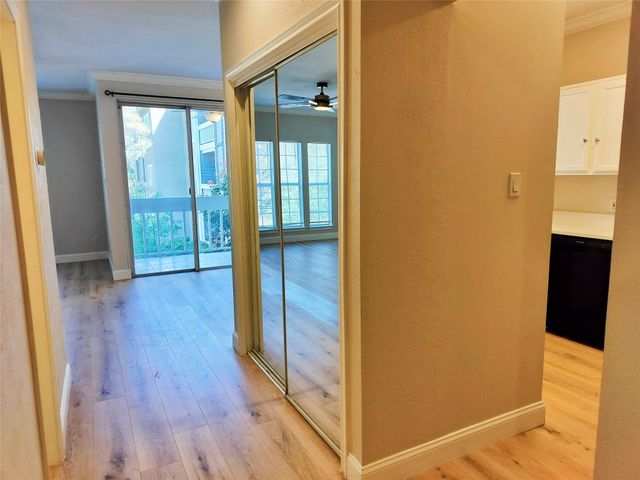 5310 Keller Springs Road 723, Dallas, TX 75248