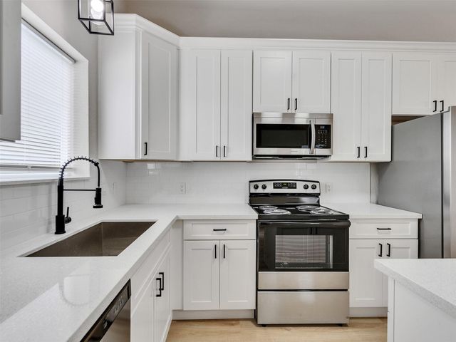 9707 Cargill Street A-B, Houston, TX 77029