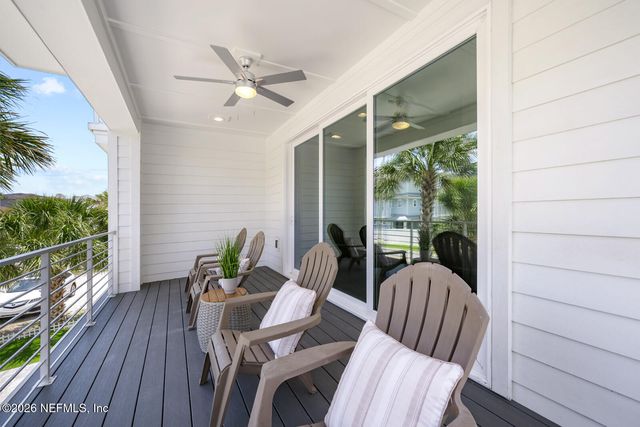 1818 2ND Street N, Jacksonville Beach, FL 32250