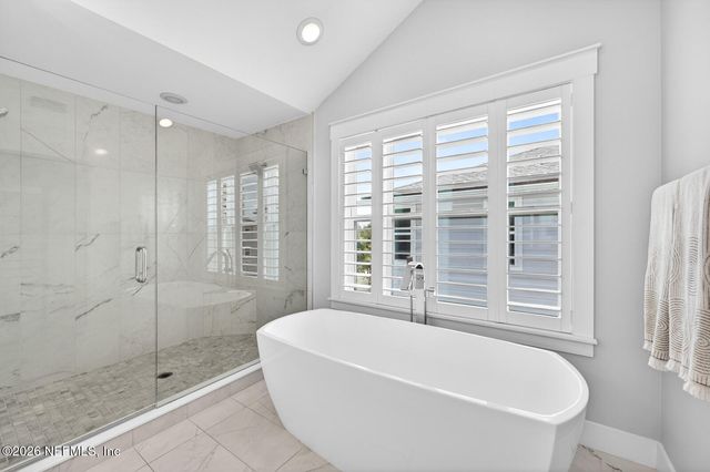 1818 2ND Street N, Jacksonville Beach, FL 32250