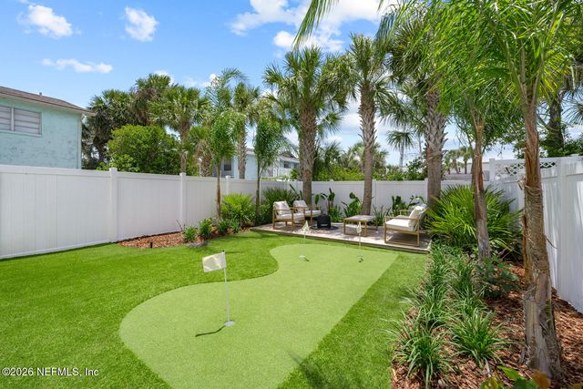 1818 2ND Street N, Jacksonville Beach, FL 32250