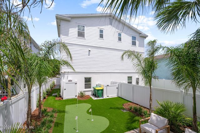 1818 2ND Street N, Jacksonville Beach, FL 32250