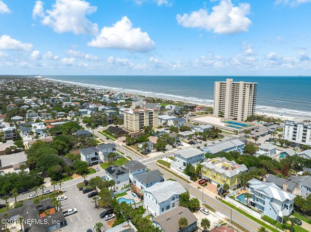 1818 2ND Street N, Jacksonville Beach, FL 32250