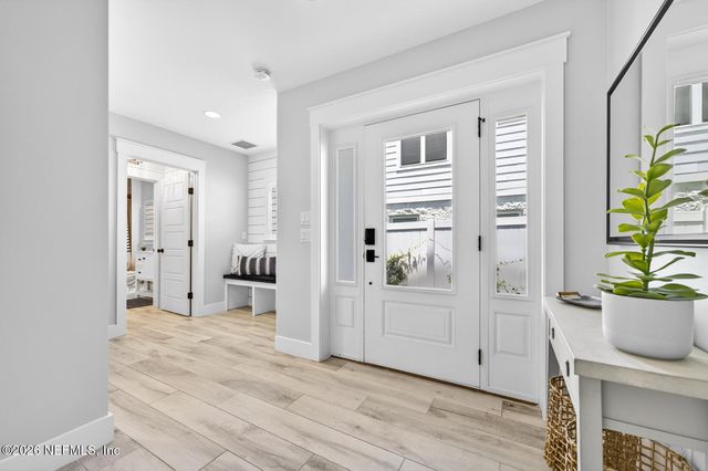 1818 2ND Street N, Jacksonville Beach, FL 32250