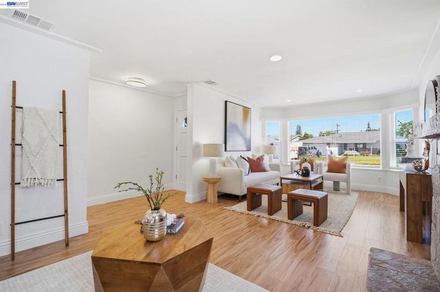 39605 Bruning St., Fremont, CA 94538