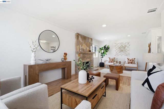 39605 Bruning St., Fremont, CA 94538