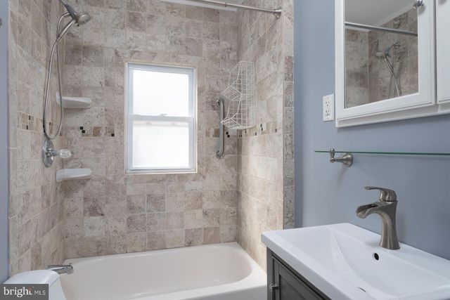 228 MILL ST, Moorestown, NJ 08057