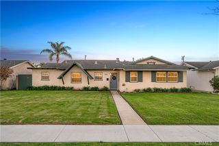 5082 Edinger, Huntington Beach, CA 92649