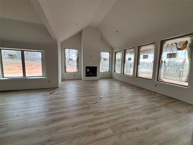 1300 County Road 4764, Boyd, TX 76023