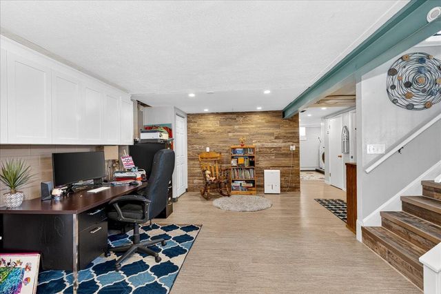 6501 Westgate Boulevard, Duluth, MN 55807
