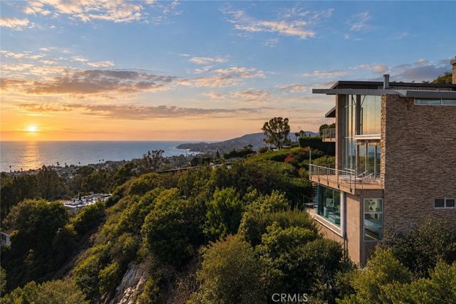 856 Diamond Street, Laguna Beach, CA 92651
