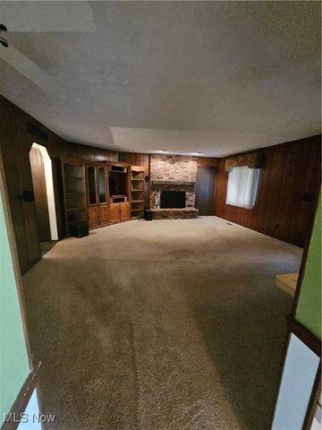 7722 Regency Drive, Walton Hills, OH 44146