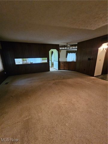 7722 Regency Drive, Walton Hills, OH 44146