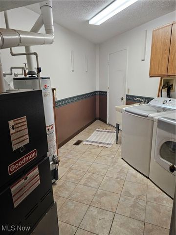 7722 Regency Drive, Walton Hills, OH 44146