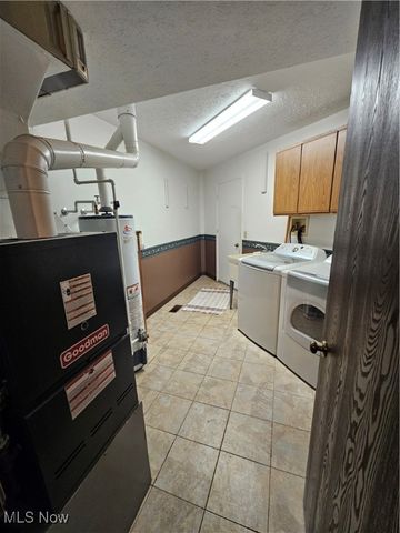 7722 Regency Drive, Walton Hills, OH 44146