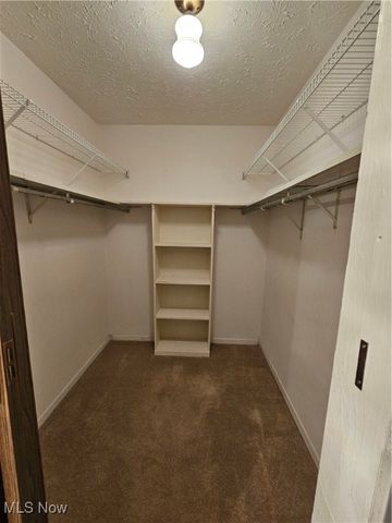 7722 Regency Drive, Walton Hills, OH 44146