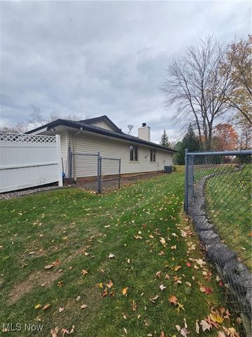 7722 Regency Drive, Walton Hills, OH 44146