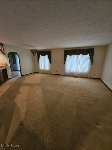 7722 Regency Drive, Walton Hills, OH 44146