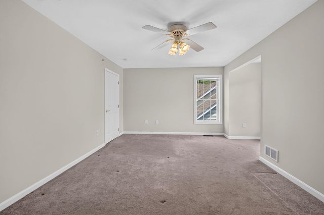 11 Echo Shore Drive, Merrimack, NH 03054