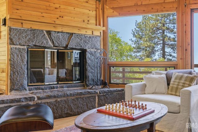 26660 Cedar Creek Court, Tehachapi, CA 93561