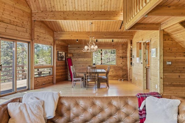 26660 Cedar Creek Court, Tehachapi, CA 93561