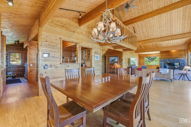 26660 Cedar Creek Court, Tehachapi, CA 93561