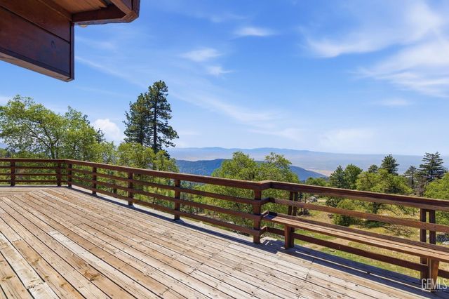 26660 Cedar Creek Court, Tehachapi, CA 93561