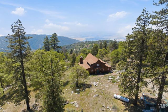 26660 Cedar Creek Court, Tehachapi, CA 93561