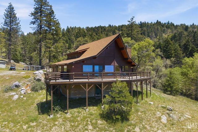 26660 Cedar Creek Court, Tehachapi, CA 93561