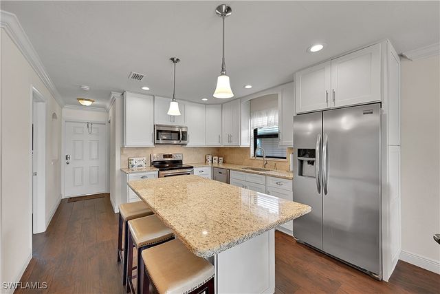 131 SW 47th TER 201, Cape Coral, FL 33914